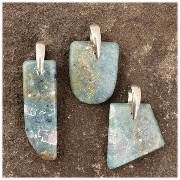 Sastun Pendant - Flourish- Blue