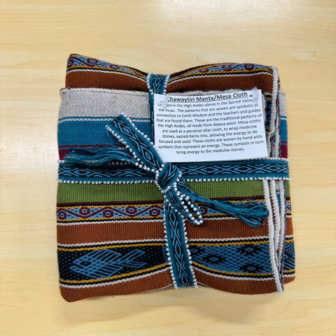 Manta Mesa Cloth from Chahuaytire