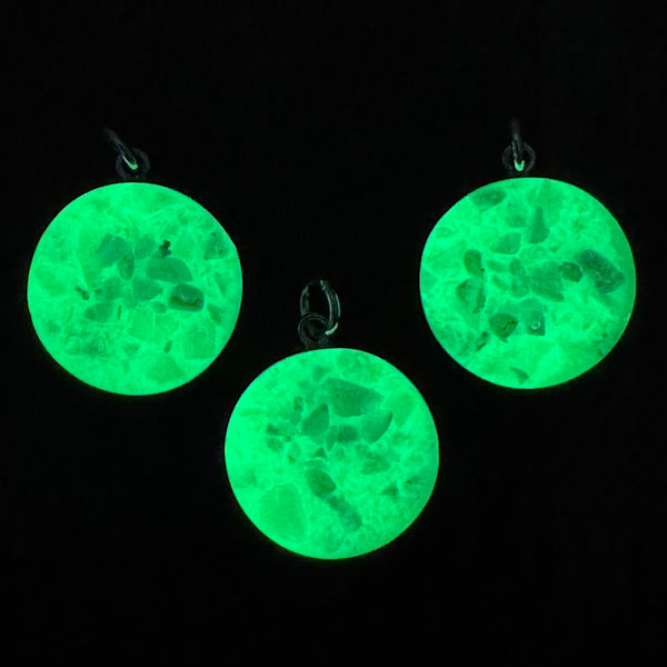 Sastun Pendant - Radiant Heart - Round Silver
