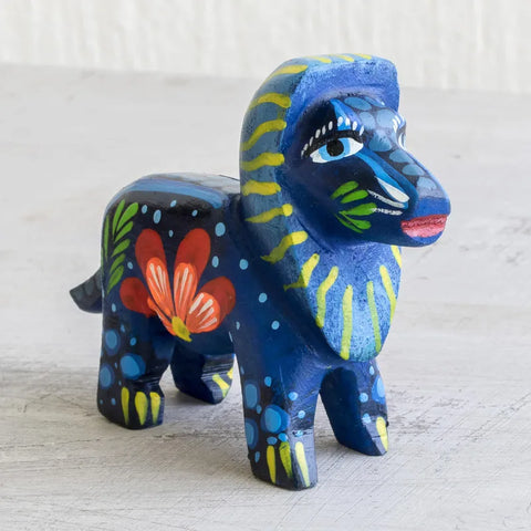 Wood figurine Alebrije -Proud Lion